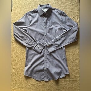 Hawes and Curtis Sophisticated White with Red and Blue Design Men's Dress Shirt